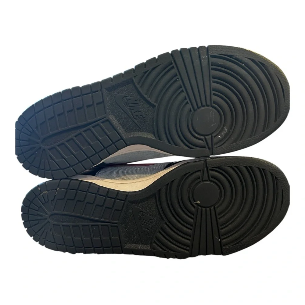 Nike Women’s Dunk High Premium - “Pink Purple Frost” Size 9.5 - Picture 3 of 6